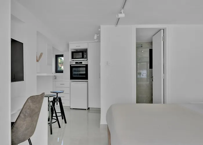 Phaedrus Living Alkminis Seaview Litore *